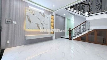 Nhà xây mới đang làm hoàn công 6ty750