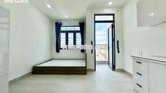 Căn Hộ Ban Công Mới Xây 100% Full Nội Thất Ngay Tô Ký, Nguyễn Văn Quá