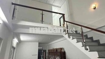 NHÀ GẦN CHỢ CẦU ĐỒNG. LỬNG ĐÚC 2PN 2WC. ( NHÀ MỚI )