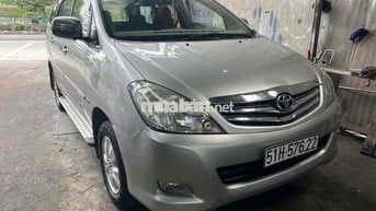 Toyota Innova 2009 V tự động