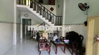 Nhà hẻm vào KDC đồng danh liên ấp 2 6 , vui lòng miễn trung gian