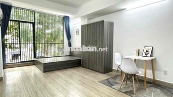 KHAI TRƯƠNG CH BALCON NHIỀU ÁNH SÁNG NGAY ĐH VĂN LANG