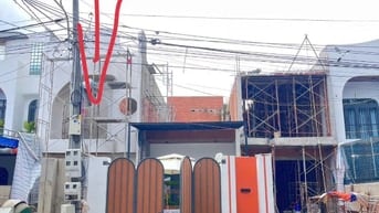 BÁN NHÀ CẤP 4 HIỆN ĐẠI MẶT TIỀN KINH DOANH GIÁ 2,7 TỶ