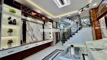 Chính chủ bán ful nội thất đẹp lung linh nối dài Nguyễn thị thập