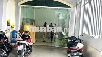 Cho thuê nhà mặt tiền gần chợ Đoàn Thị Kia