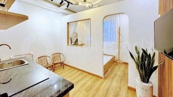 CĂN HỘ TÁCH BẾP CỬA SỔ TRỜI THANG MÁY - PHAN XÍCH LONG - PHAN ĐĂNG LƯU