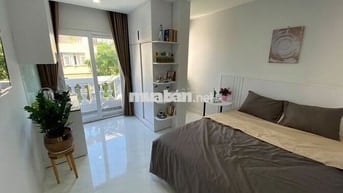 CHO THUÊ PHÒNG BAN CÔNG NGAY CMT8 – TÂN BÌNH, GẦN CV LÊ THỊ RIÊNG
