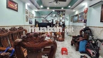 Nhà 1trệt 1 lầu , 5 Phòng ngủ , Giá Tốt