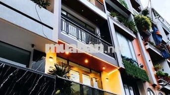 🔥 NHÀ ĐẸP KHU ĐỒNG BỘ CÓ THANG MÁY, XE HƠI NGỦ TRONG NHÀ.