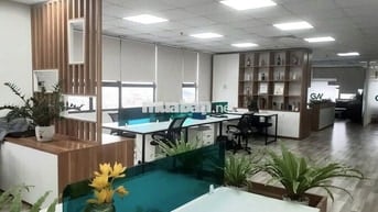 Cho thuê văn phòng 75m2 tại Phố Chùa Láng đường ô tô tránh nhau.