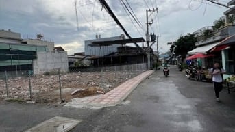 Đất Chínb Chủ Vườn Lài giá 3.6 tỷ/50m2,hẻm thông xe hơi