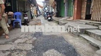 BÁN NHÀ MẶT TIỀN ĐƯỜNG NGAY CHỢ NHẬT TẢO QUẬN 10