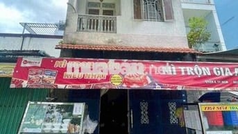 Cần thanh lí gấp căn nhà 1 tỷ 280triệu  1/ Phạm Thế Hiển gần bên bệnh