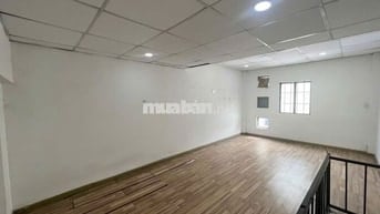 Nhà giá tốt tại Hiệp bình cách quốc lộ 13 200m kế bên chợ đầu mối