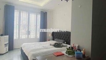 Cho thuê căn hộ Studio Ban công Q4 gần ĐH Luật, ĐH Nguyễn Tất Thành