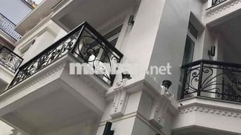 hẽm xe hơi nhà mới 4 tầng 5 phòng ngủ gần đoạn nguyễn Oanh -Lê Đức Tho