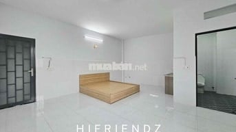 SIÊU PHẨM CỰC RỘNG 40m2 Ở NHIỀU NGƯỜI SẴN NỘI THẤT NGAY NGÃ TƯ BỐN XÃ