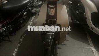 Xe máy Honda Dream II màu Trắng Đen