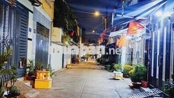 Cần bán nhà mặt tiền đs 1, BHHA: 4x10 đúc 1 lầu, 3PN, 3WC