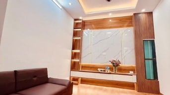 Nhà đẹp long lanh ngõ Đội Cấn, giá 4.98 tỷ, 18m2x6T, ẢNH THẬT 