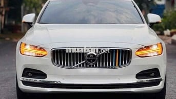 Volvo S90 2022 LWB Ultimate B6 AWD - Bank 90%