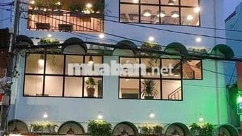 Cho Thuê Nhà Mặt Tiền Ngang 9m Nguyễn Hồng Đào, Phường 14, Tân Bình