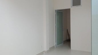 PHÒNG LẦU 2- 19M2- CÓ CỬA SỔ- FULL NỘI THẤT-GIỜ TỰ DO- 3,5TR/TH
