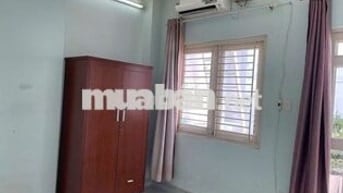 PHÒNG MỚI ĐẸP 25M2 NỘI THẤT CAO CẤP CÓ BAN CÔNG HẺM 793 TRẦN XUÂN SOẠN