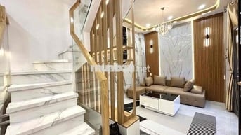 QUẬN 3 HOÀNG SA 30M2  4TẦNG NHÀ MỚI Ở NGAY H3GÁC THÔNG TẶNG NỘI THẤT.