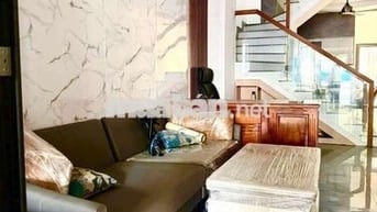 Cho thuê nhà Mặt Tiền 1 Trệt 2 Lầu gần sân vận động Đông Hoà
