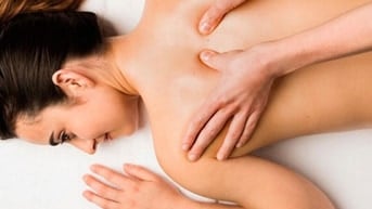 Massage bấm huyệt cho nữ tận nơi