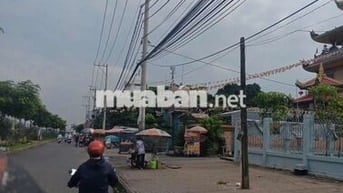 Nhà Bán.p15quận8.sổ hồng chung.1trệt 2lầu. Chùa Quan Âm Mễ Cốc129/27/4
