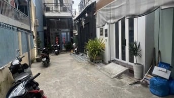 Nhà nở hậu, gần Chợ Tân Mỹ, 02 Tầng