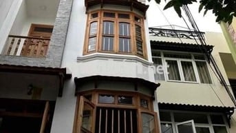 BIỆT THỰ MINI 1 HẦM 4 LẦU – ĐỂ 2 Ô TÔ – CÁCH SÂN BAY 5 PHÚT – Ở NGAY!