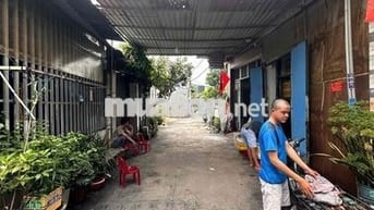 bán gấp nhà 8x16. quách điêu vĩnh lộc a. bình chánhchir 2.5ty