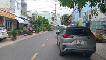 Bán đất DT 293m2 đường Hồ Xuân Hương, phường Mỹ Long