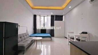 CHO THUÊ CĂN STUDIO CỬA SỔ LỚN SIÊU THOÁNG MÁT, NGAY NGÃ TƯ PHÚ NHUẬN