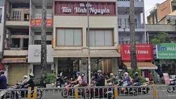 Cho Thuê Nhà 9-13 Ngô Gia Tự, P.2, Quận 10 - Ngay Vòng Xoay Lý Thái Tổ
