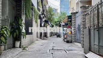 VÕ THỊ SÁU - MẶT TIỀN HẺM - CĂN GÓC -