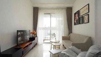 Cho thuê căn hộ ĐẸP 2PN.2WC y hình tiện nghi Golden Mansion