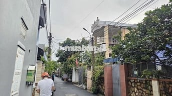BÁN NHÀ 2 TẦNG KIỆT OTO 5M – GẦN BIỂN MỸ KHÊ, ĐÀ NẴNG