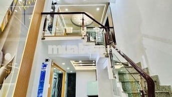NHÀ MỚI ĐẸP LUNG LINH! Đường Thích Quảng Đức, Q.PN 5 tầng 105,7m2 sàn