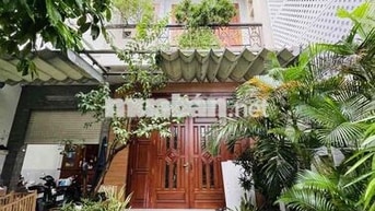 BIỆT THỰ MINI 3 TẦNG – NỘI THẤT GỖ QUÝ – NGANG 8M BỀ THẾ – CHỈ 9.3 TỶ