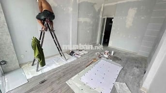 Cho thuê mbkd mặt tiền rộng 40m2 ở đường Phùng Văn Cung Phú Nhuận
