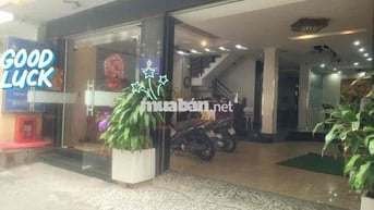 KHÁCH SẠN COZY 6 TẦNG Q1 NGANG KHỦNG ~8X16M- THU NHẬP 180 ĐẾN 200 TRIỆ