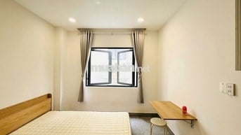 STUDIO RỘNG XINH GẦN VLU CS3 TÒA NHÀ THANG MÁY CỬA SỔ TRỜI