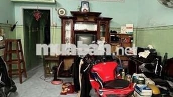 BÁN GẤP CĂN NHÀ HẺM 1027 HUỲNH TẤN PHÁT ,DT:50M2,KO QUY HOẠCH GIÁ 2TỶ2