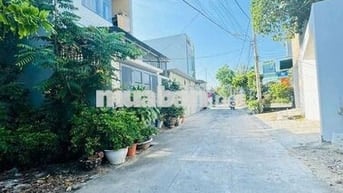 Bán kiệt ô tô 5m bình kỳ. 150m2. Rộng lớn. 3 tỷ 600 có tl. Hòa quý
