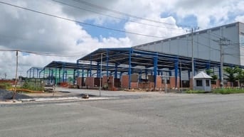 Cho thuê 2 kho xưởng 1.900m2 - 3.300m2, KCN Bến Lức, Long An, giá tốt