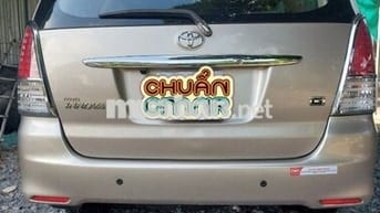 Bán Toyota Innova 2012 màu vàng 2.0G - 140000 km